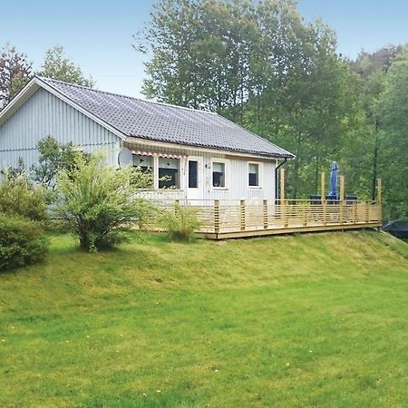 2 Bedroom Amazing Home In Stroemstad Lommeland Extérieur photo